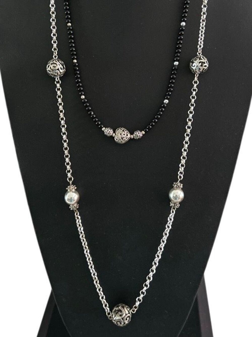 Lot of 2 Necklaces Womens 24" Black Beads & 35" Vtg Silver-tone Station Necklace